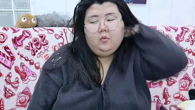 Nadine asian online show from January 2026 04:06:02 AM