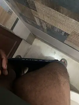 Snapshot of Vbreaker chatting on October 2025 06:21:01 PM Vbreaker online show from October 2025 06:21:01 PM