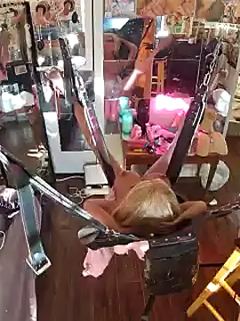 luvs2cumm69 online show from December 2024 07:55:01 PM