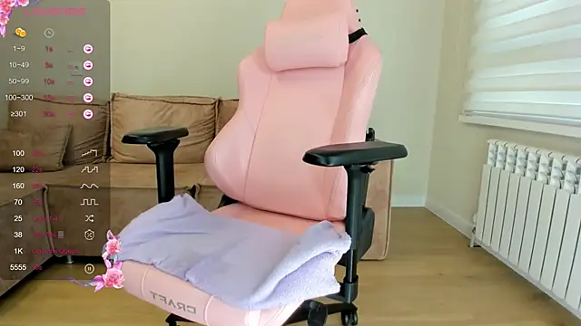 Snapshot of Lee_yoo chatting on February 2025 02:47:01 AM Lee yoo online show from February 2025 02:47:01 AM