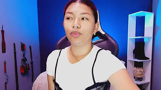 JadaRoberts online show from November 2025 12:34:01 PM