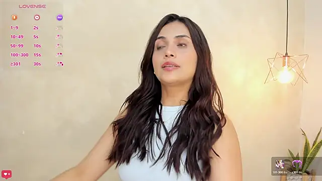 Snapshot of katrina_kaif_x chatting on June 2026 12:44:01 PM katrina kaif x online show from June 2026 12:44:01 PM