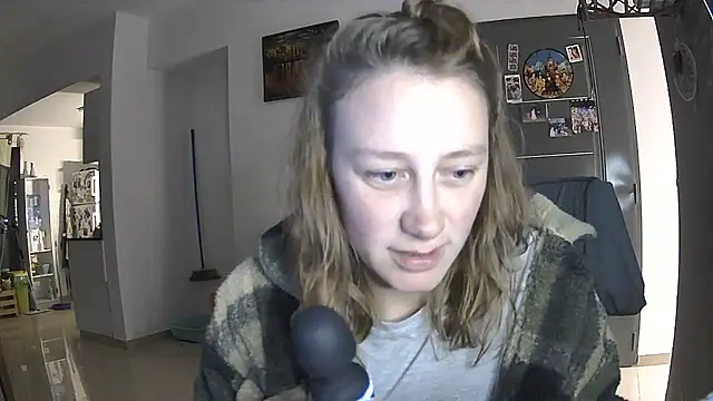 Snapshot of stupid_babybird chatting on May 2026 04:18:01 AM stupid babybird online show from May 2026 04:18:01 AM
