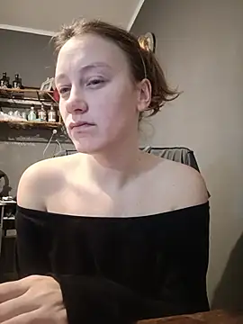 Snapshot of stupid_babybird chatting on May 2026 11:32:02 PM stupid babybird online show from May 2026 11:32:02 PM