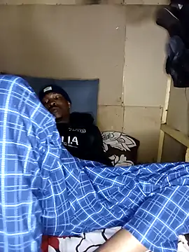 Ngamla123 online show from November 2025 07:10:01 PM