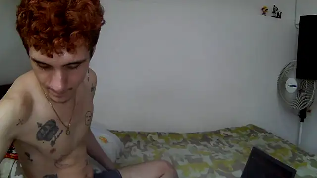 Snapshot of TheKing6ix9ine69 chatting on December 2024 05:40:01 AM TheKing6ix9ine69 online show from December 2024 05:40:01 AM