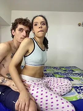 Snapshot of TheKing6ix9ine69 chatting on February 2025 03:47:02 AM TheKing6ix9ine69 online show from February 2025 03:47:02 AM