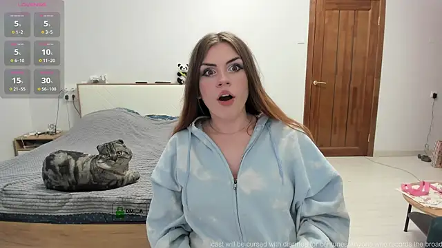 Brooooke online show from April 2026 04:37:01 PM