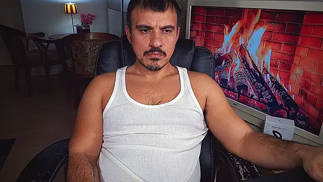 Snapshot of officeman7 chatting on December 2024 05:31:01 PM officeman7 online show from December 2024 05:31:01 PM