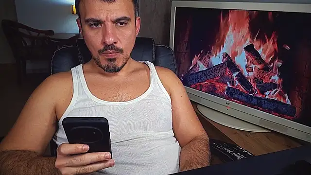 Snapshot of officeman7 chatting on January 2025 06:36:02 PM officeman7 online show from January 2025 06:36:02 PM