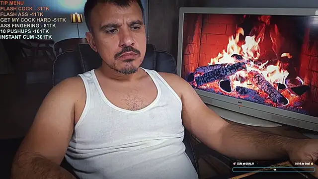 Snapshot of officeman7 chatting on December 2025 04:05:01 PM officeman7 online show from December 2025 04:05:01 PM