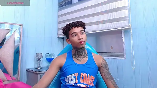 sexy blacks  online show from September 2025 11:43:02 AM