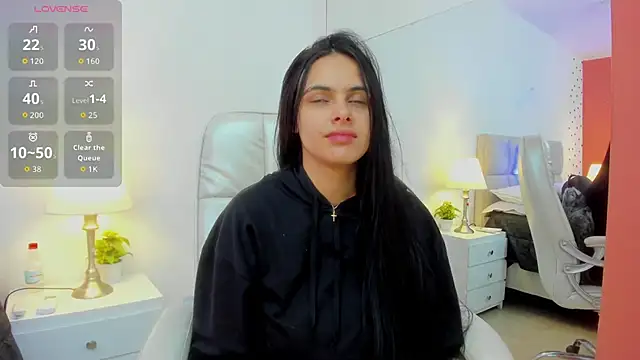 ChloeHarper  online show from November 2025 12:37:02 PM