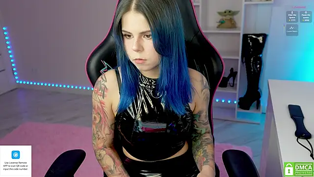 Latex Kitty online show from September 2025 02:17:01 PM