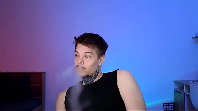 DENIS HERE online show from November 2025 06:07:02 PM