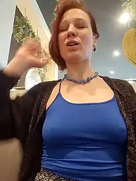 Snapshot of Exhibitionsplit chatting on January 2025 11:52:01 AM Exhibitionsplit online show from January 2025 11:52:01 AM
