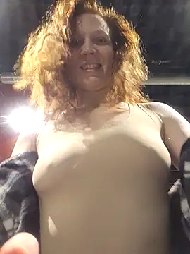 Exhibitionsplit online show from February 2026 10:08:02 PM