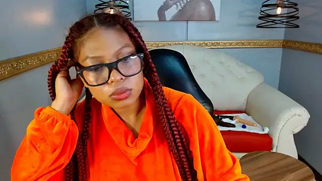 Naomi Tylers online show from November 2025 10:23:02 PM