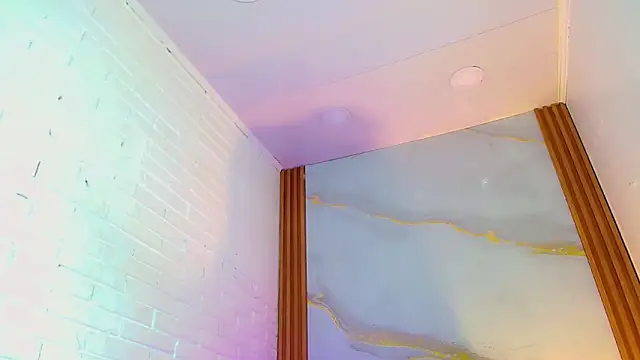 CoralineSweett online show from October 2025 03:39:02 AM