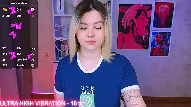 cutie mili online show from February 2025 08:52:02 PM