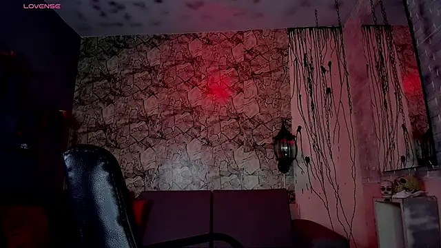 Snapshot of irregular_fetish_ chatting on February 2025 02:18:01 AM irregular fetish online show from February 2025 02:18:01 AM