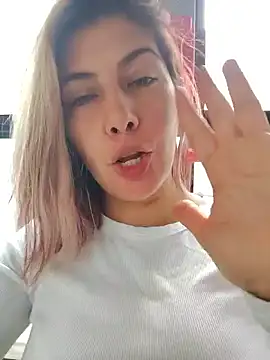 scarlett moore online show from September 2025 01:13:01 PM