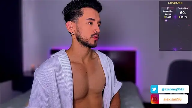 Snapshot of AxelKing1326 chatting on September 2025 10:01:02 PM AxelKing1326 online show from September 2025 10:01:02 PM