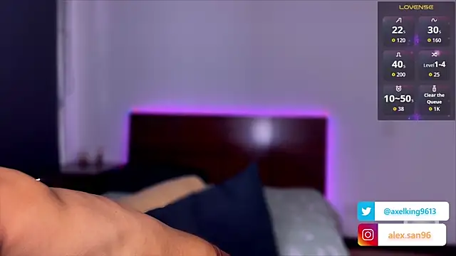 Snapshot of AxelKing1326 chatting on October 2025 04:29:01 PM AxelKing1326 online show from October 2025 04:29:01 PM