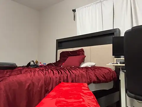 Snapshot of Intokink06 chatting on September 2025 02:49:01 AM Intokink06 online show from September 2025 02:49:01 AM