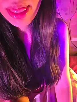 Snapshot of aloneathome chatting on January 2026 08:01:02 PM aloneathome online show from January 2026 08:01:02 PM