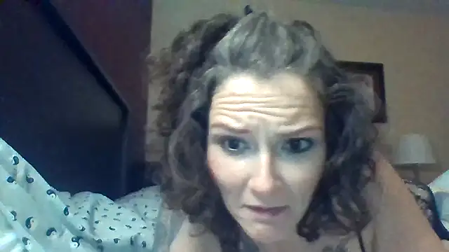 AmeliaMFBedelia online show from June 2026 07:09:01 AM