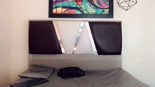 hilary rodriguez online show from March 2026 07:17:01 PM