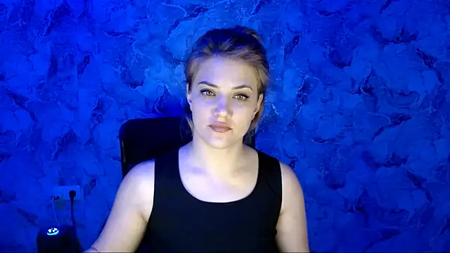 Snapshot of nika_gold1 chatting on May 2026 07:41:02 PM nika gold1 online show from May 2026 07:41:02 PM