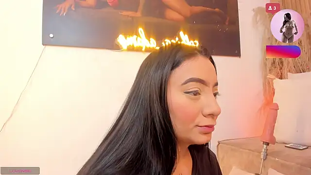 Snapshot of sofhiaa_adaams chatting on May 2026 06:58:01 PM sofhiaa adaams online show from May 2026 06:58:01 PM