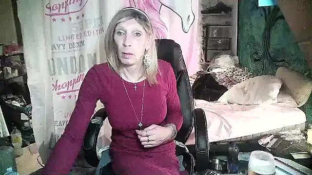 Ombeline1 online show from February 2025 10:20:02 PM