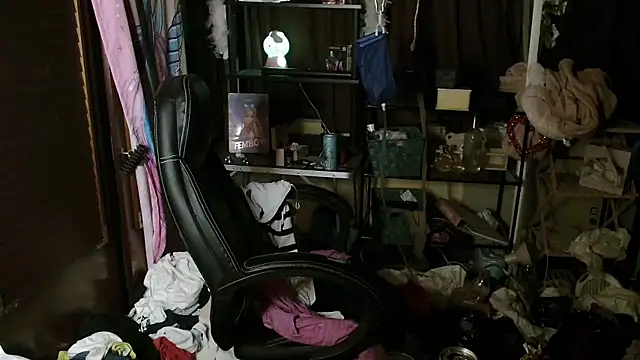 Ombeline1 online show from September 2025 12:36:02 AM