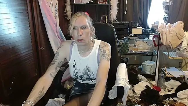 Ombeline1 online show from October 2025 07:10:02 AM