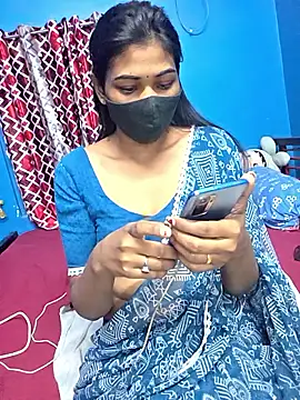 Snapshot of Triha_18 chatting on February 2026 02:45:01 PM Triha 18 online show from February 2026 02:45:01 PM