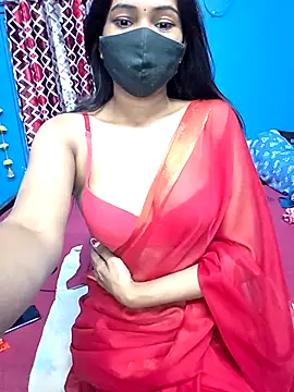 Snapshot of Triha_18 chatting on February 2026 06:50:01 PM Triha 18 online show from February 2026 06:50:01 PM