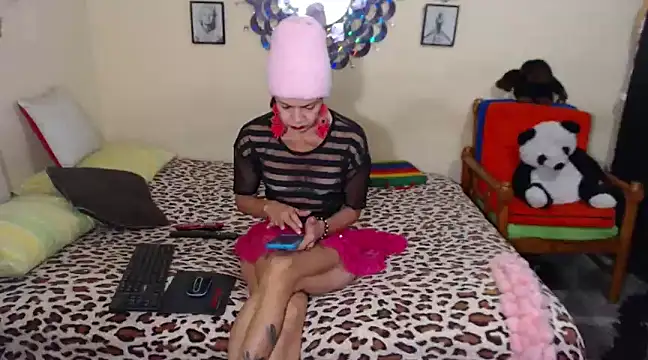 latinaa hot online show from January 2025 12:56:01 PM