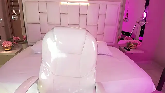 Biancax  online show from February 2026 04:09:02 AM