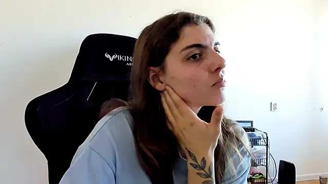 Snapshot of emmamurrr chatting on September 2025 10:09:01 AM emmamurrr online show from September 2025 10:09:01 AM