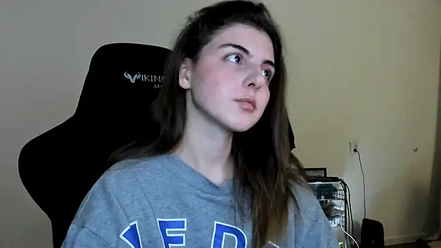 Snapshot of emmamurrr chatting on November 2025 02:50:02 PM emmamurrr online show from November 2025 02:50:02 PM