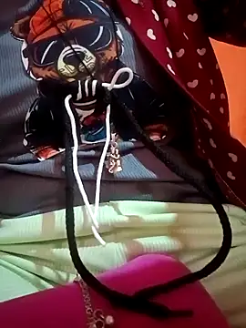 Snapshot of Mangla_Bhabhi chatting on December 2024 07:11:02 AM Mangla Bhabhi online show from December 2024 07:11:02 AM