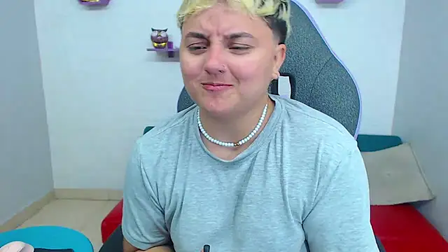 isabeautyx19 online show from February 2025 02:06:02 AM