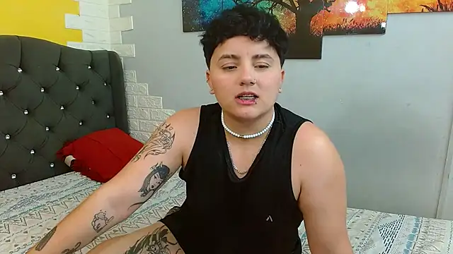 isabeautyx19 online show from October 2025 02:14:02 AM