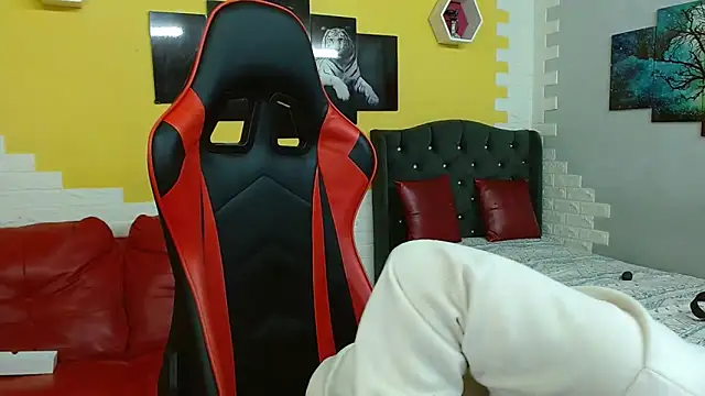 isabeautyx19 online show from November 2025 03:38:01 AM