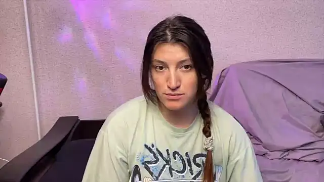 Snapshot of Katrin__kiss chatting on June 2026 01:35:02 PM Katrin kiss online show from June 2026 01:35:02 PM