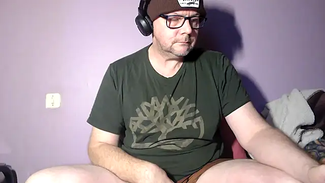 Snapshot of hairy_orbite chatting on January 2026 08:51:02 AM hairy orbite online show from January 2026 08:51:02 AM