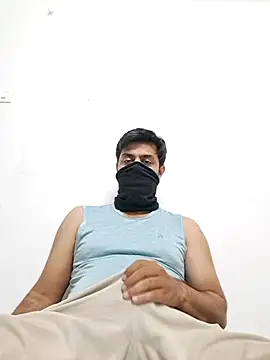 johny 69dxh online show from May 2026 05:40:02 PM